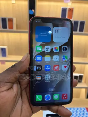 Apple iPhone 11 64 GB Red