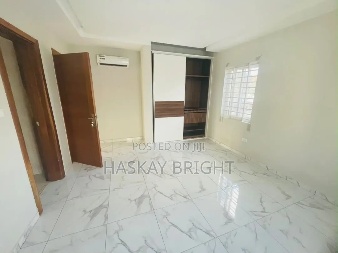2bdrm Apartment in Abelemkpe for rent