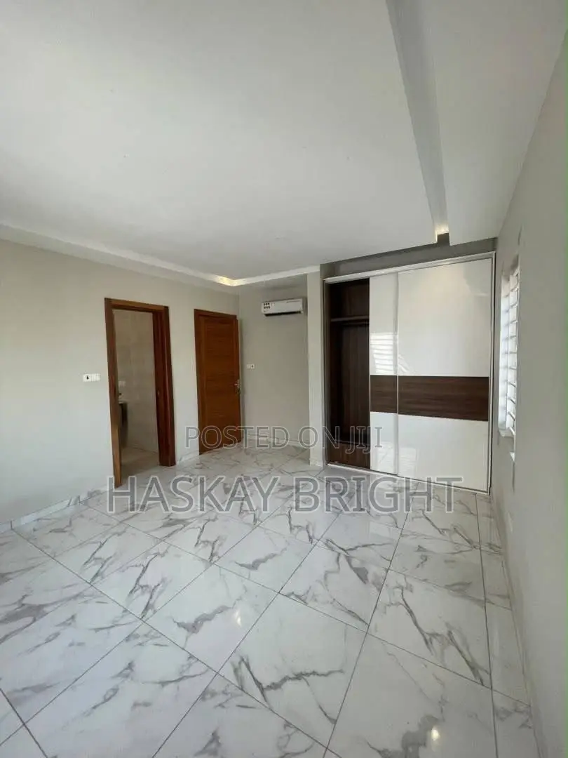 2bdrm Apartment in Abelemkpe for rent