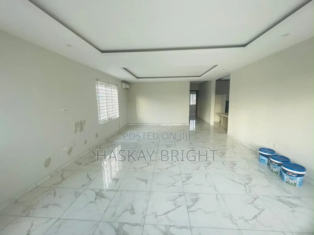 2bdrm Apartment in Abelemkpe for rent