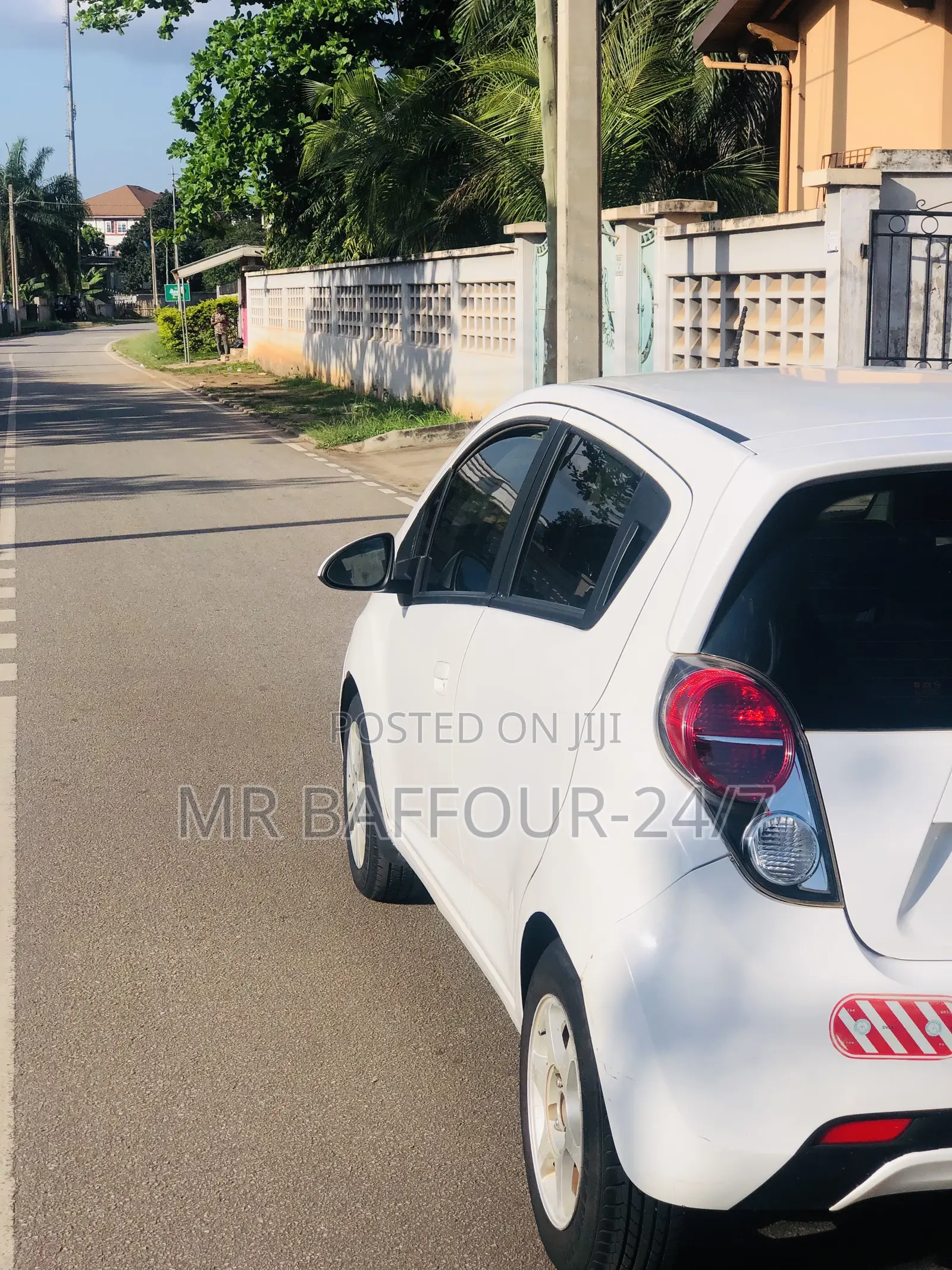 Chevrolet Spark 2LT 2013 White