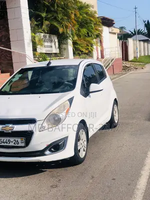 Chevrolet Spark 2LT 2013 White