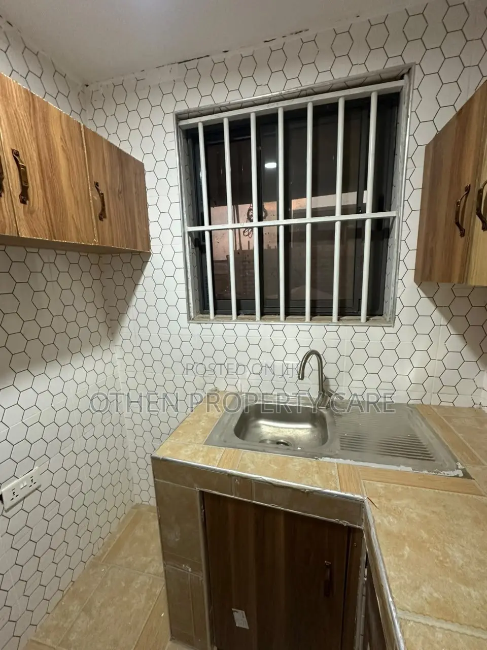1bdrm Apartment in Othen Property Care, Adenta for rent