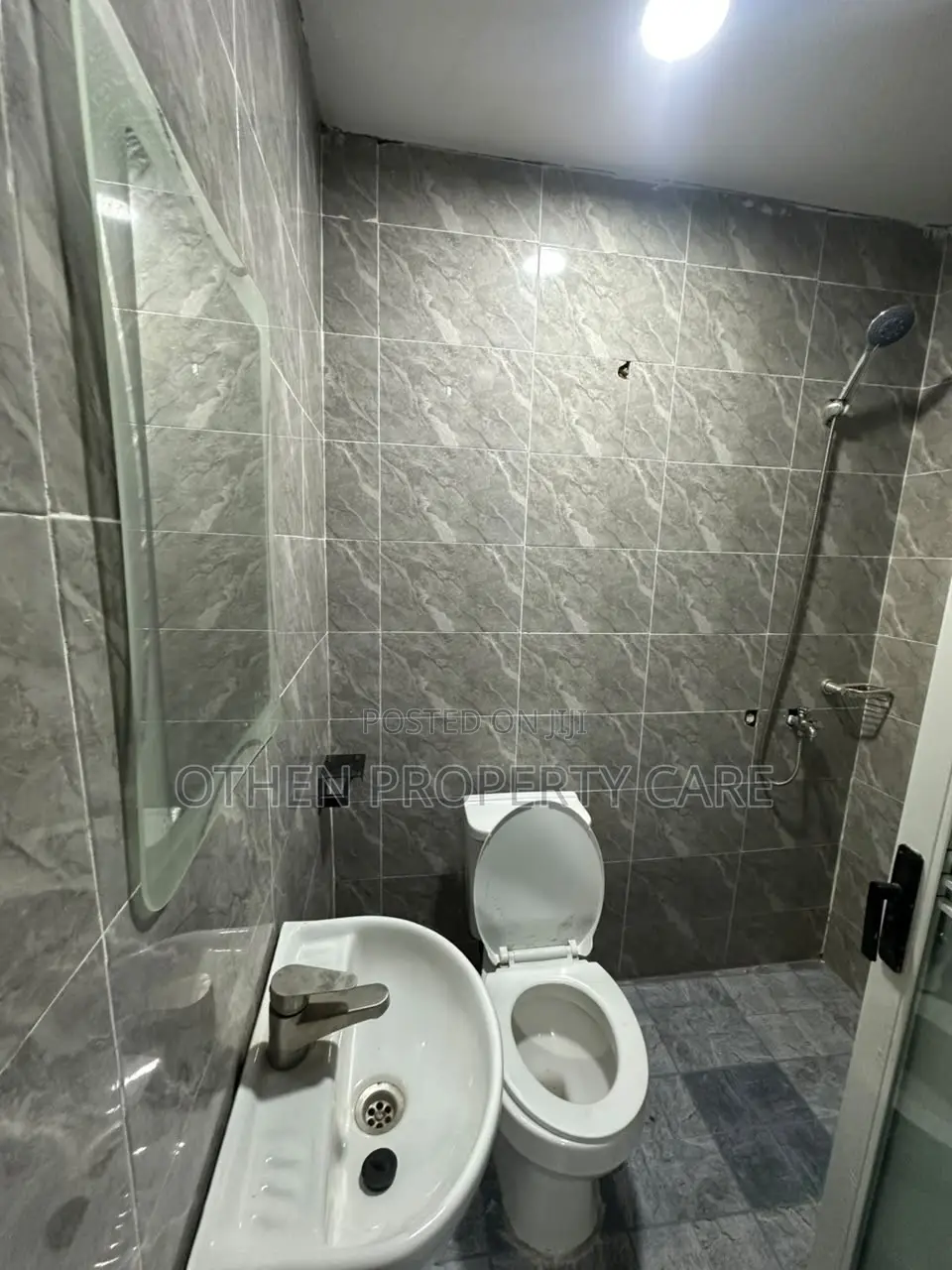 1bdrm Apartment in Othen Property Care, Adenta for rent