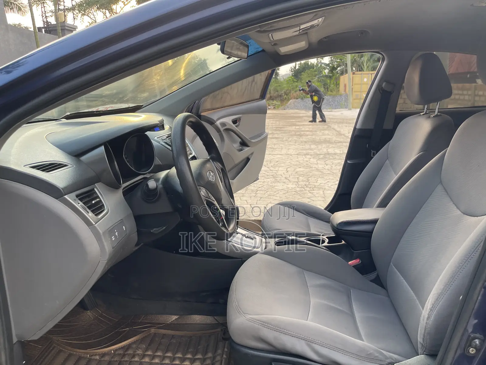 Hyundai Elantra 2012 Blue