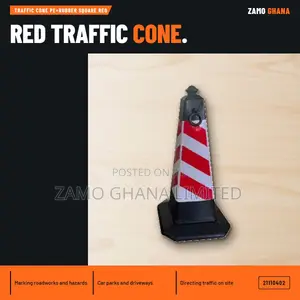 Traffic Cone Pe+Rubber Square Red -