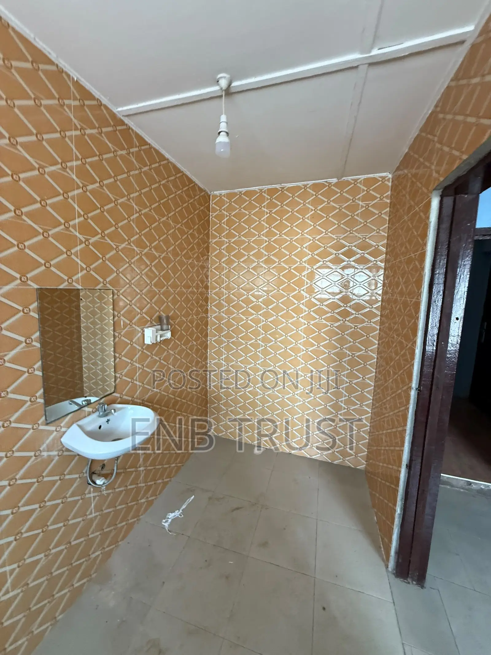 4bdrm House in Racecourse  Junction, Nyanmekye for sale