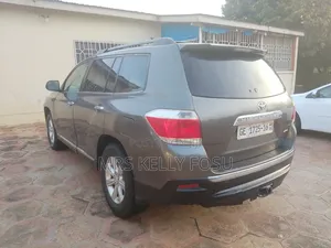 Toyota Highlander 2012 Gray