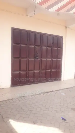 Double Shop for Rent at Kwabenya