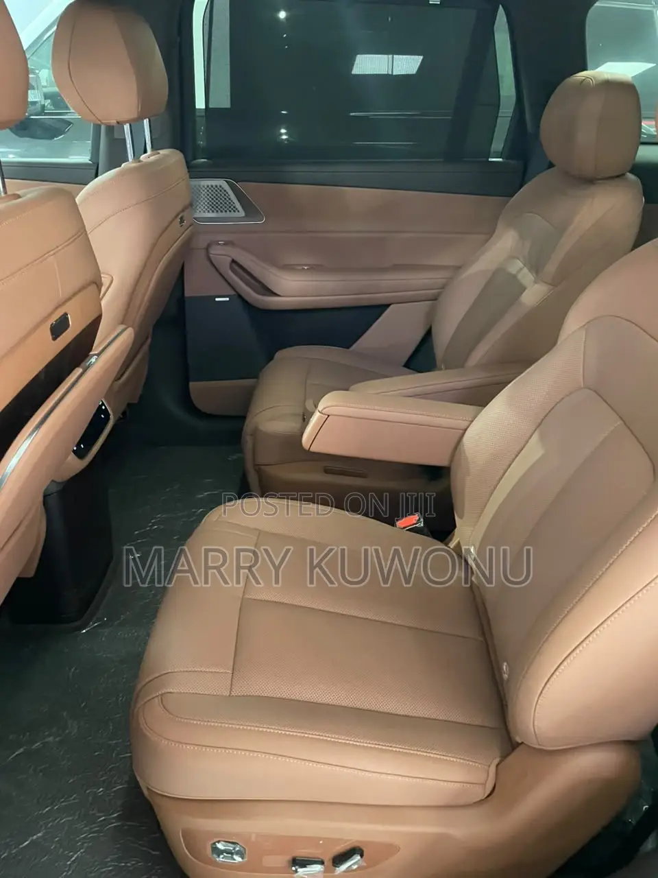 New Denza N9 2.0 Hybrid AWD 2025 Silver