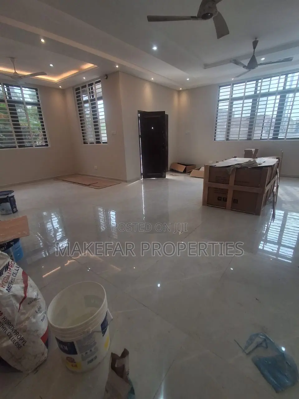3bdrm Apartment in School Junction for rent