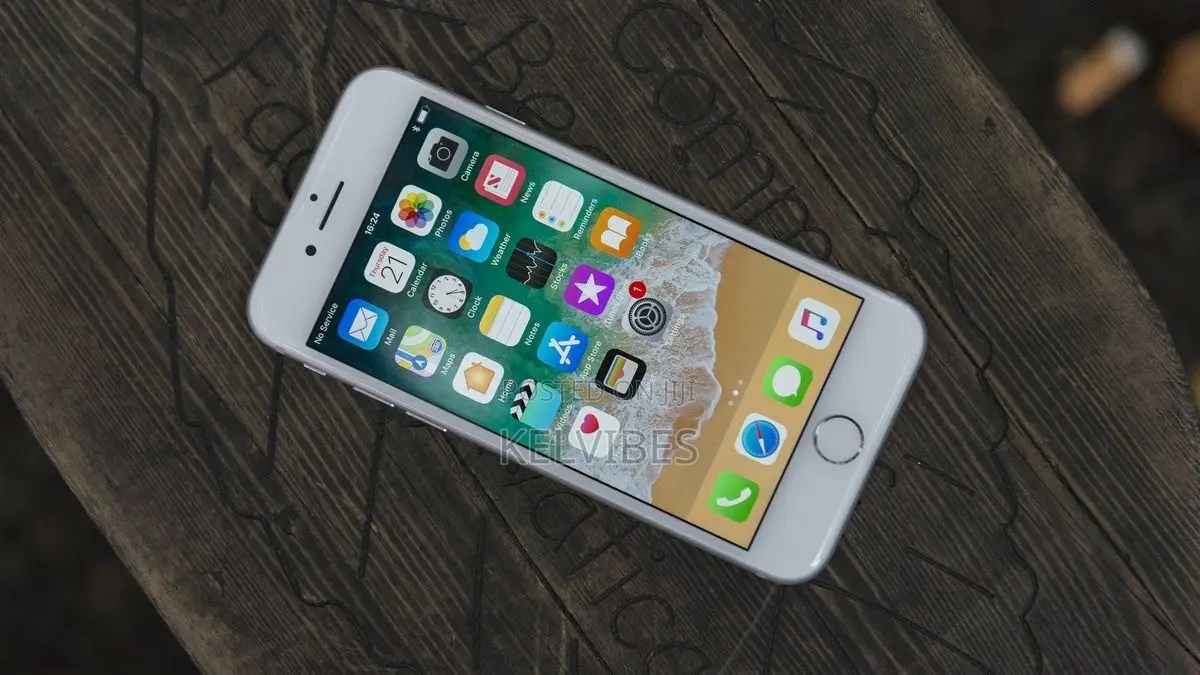 Apple iPhone 8 64 GB White