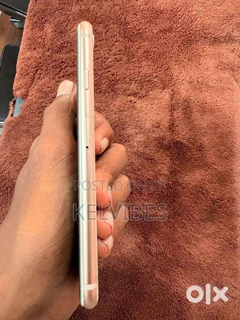 Apple iPhone 8 64 GB White