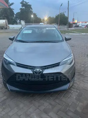 Toyota Corolla LE ECO 4dr Sedan (1.8L 4cyl CVT) 2017 Green