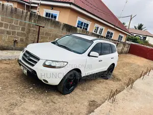 Hyundai Santa Fe 2012 White
