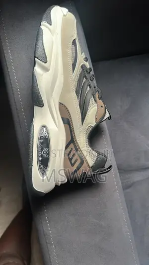 Men/Women Sneakers