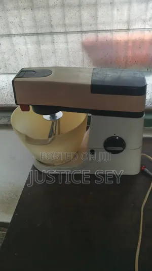 Kenwood Mixer