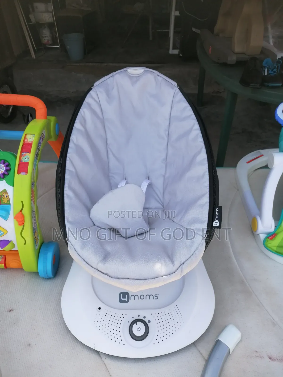4Moms Rockaroo Baby Swing, Compact Baby Rocker
 From U. S.