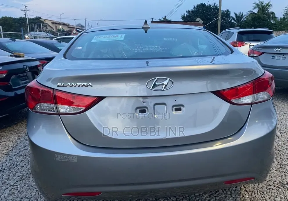 Hyundai Elantra 2013 Gray