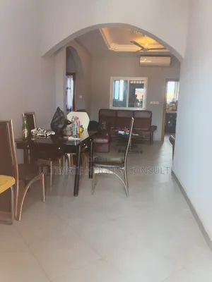 2bdrm Apartment in Lapaz Nyamekye, Nyanmekye for rent
