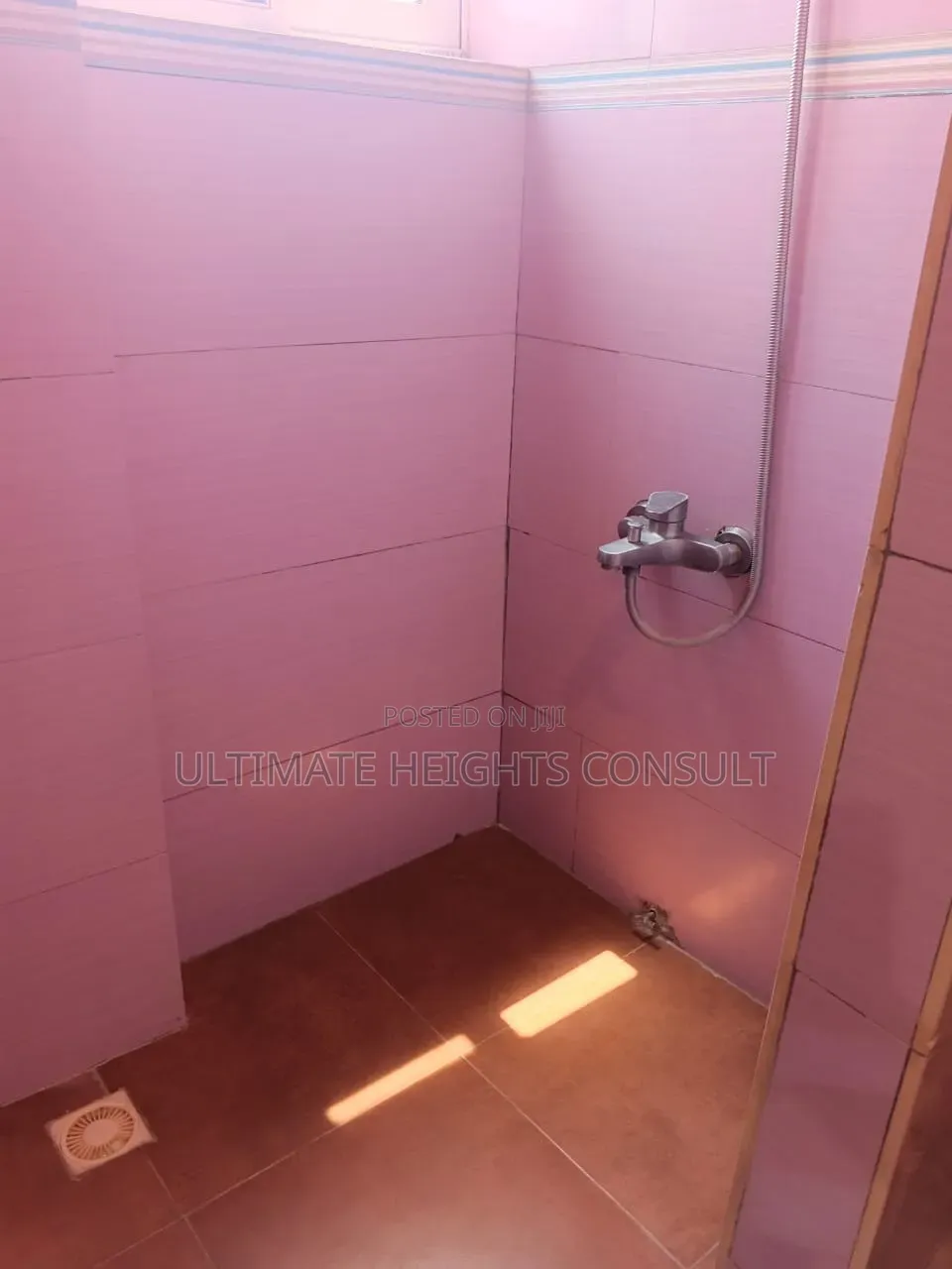 2bdrm Apartment in Lapaz Nyamekye, Nyanmekye for rent