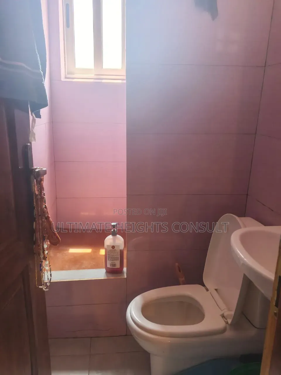 2bdrm Apartment in Lapaz Nyamekye, Nyanmekye for rent