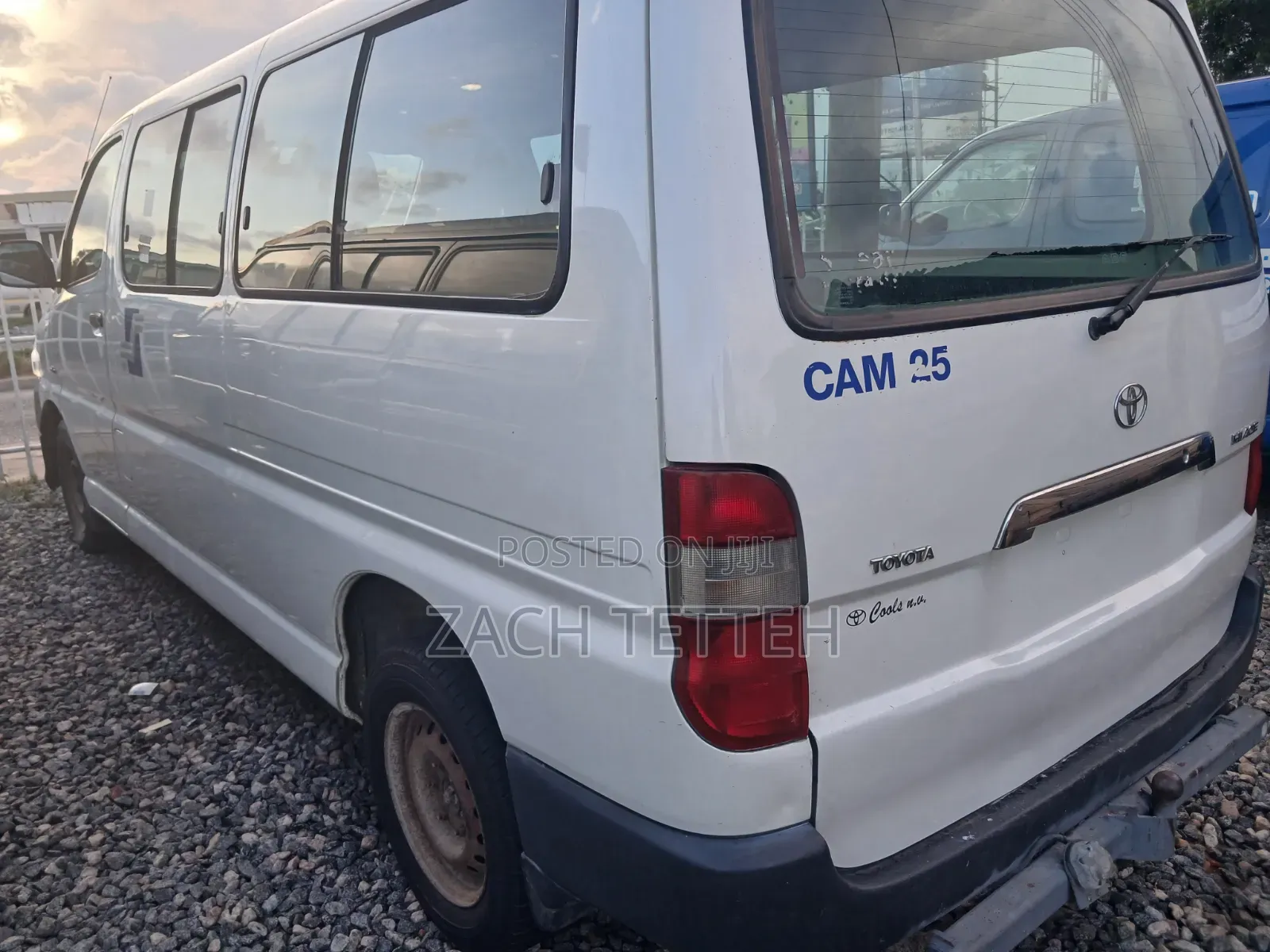 Toyota HiAce 2008 White