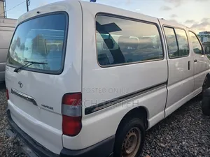 Toyota HiAce 2008 White