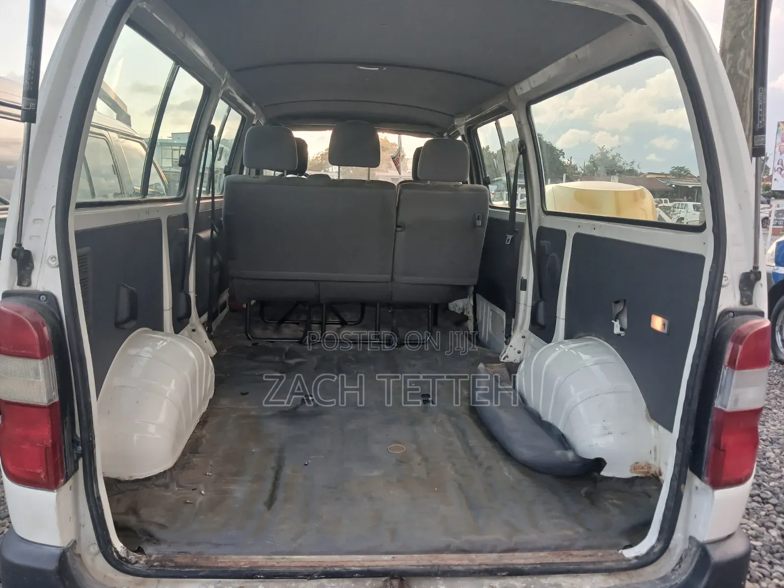 Toyota HiAce 2008 White