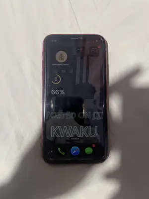Apple iPhone 11 64 GB Red