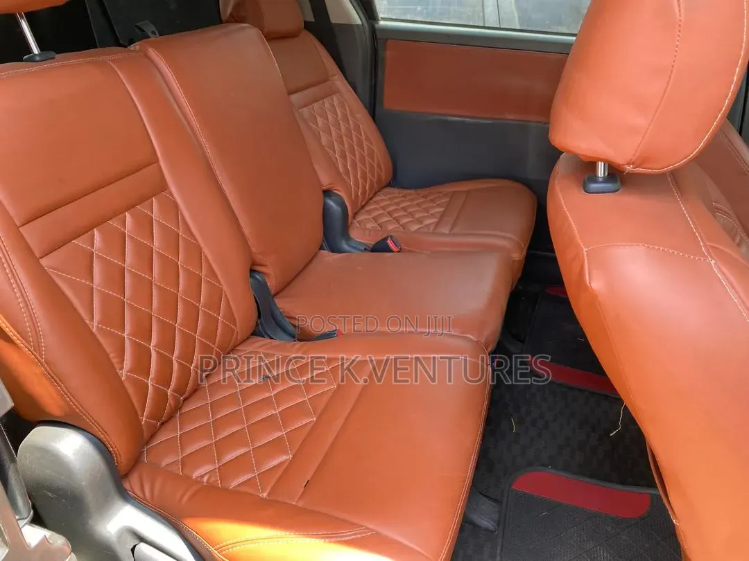 Toyota Voxy V 2WD 8-Seater 2013 Beige