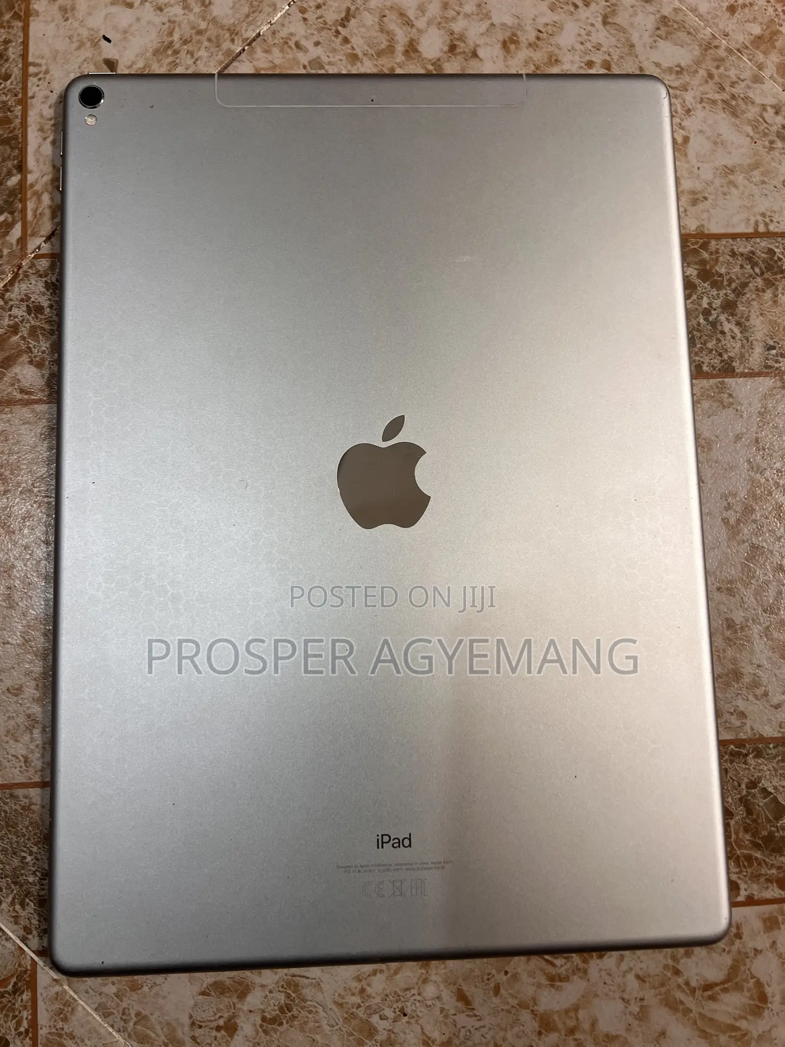 Apple iPad Pro 12.9 (2022) 256 GB Gray