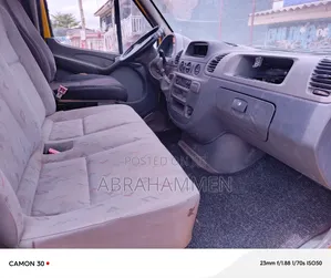 Mercedes-Benz Sprinter 2006 Yellow