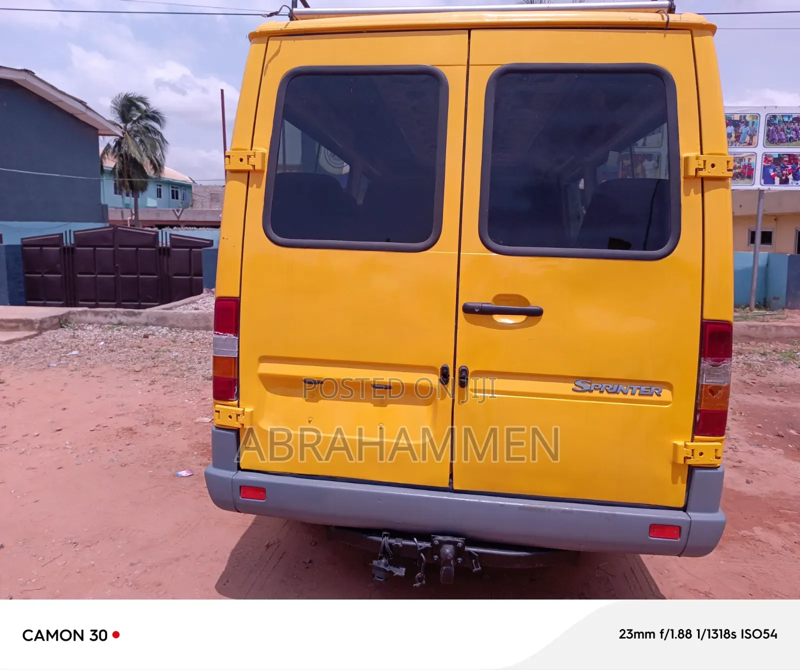 Mercedes-Benz Sprinter 2006 Yellow