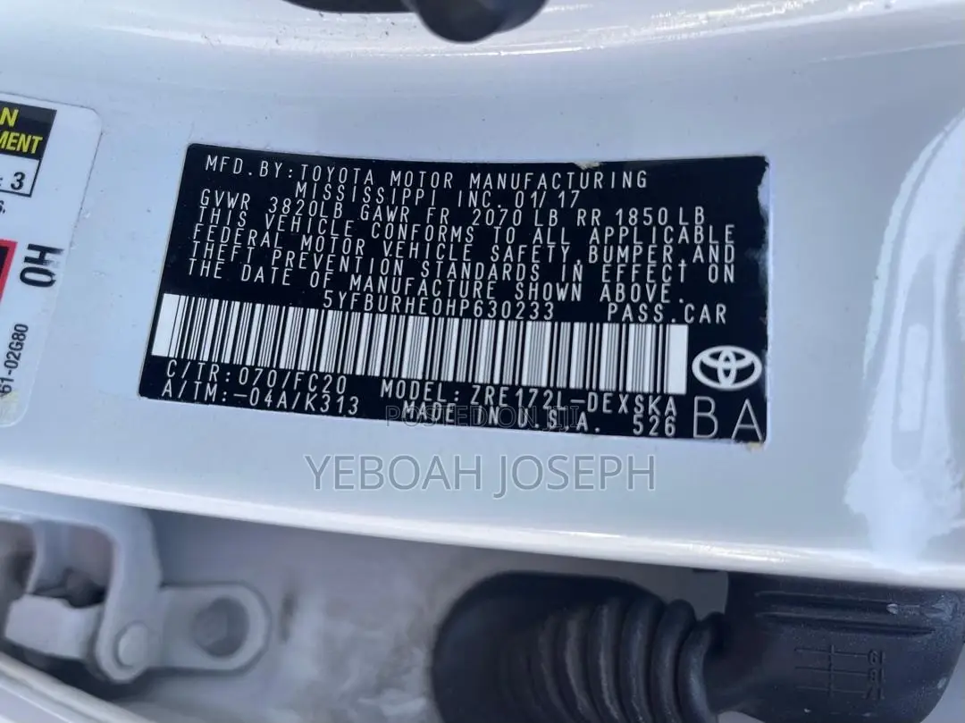 Toyota Corolla SE Special Edition 4dr Sedan (1.8L 4cyl CVT) 2017 White
