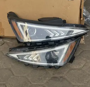 Hyundai Elantra Headlight 2019 2020 OEM Head Light