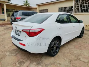 Toyota Corolla 2015 White