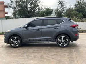 Hyundai Tucson Limited AWD 2017 Gray