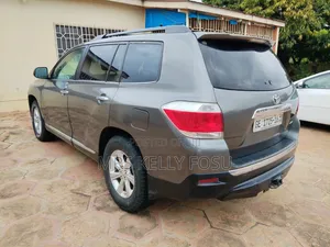 Toyota Highlander 2012 Gray