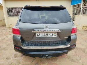 Toyota Highlander 2012 Gray