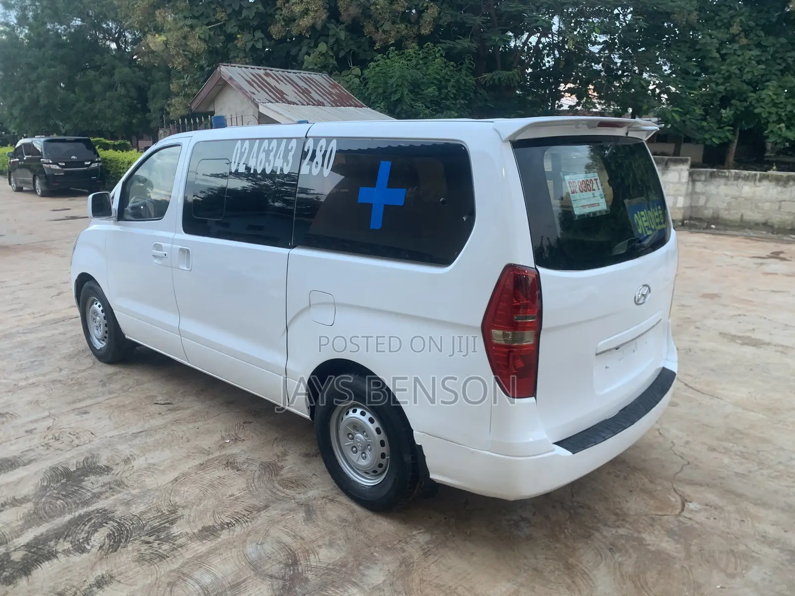 Hyundai Starex 2010 White