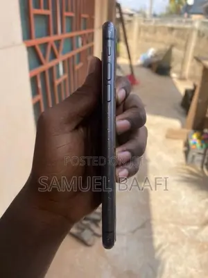 Apple iPhone 11 128 GB Black