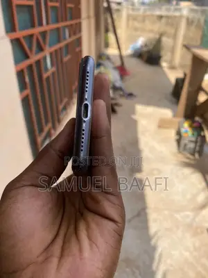 Apple iPhone 11 128 GB Black