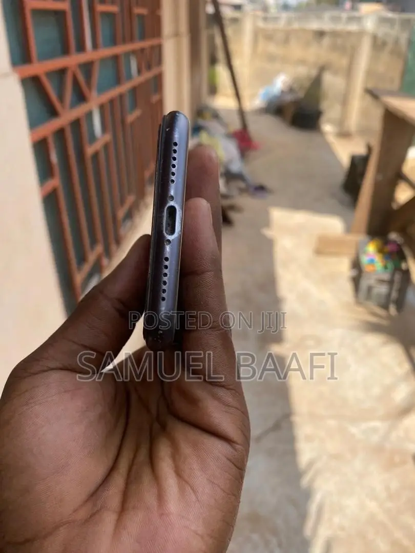 Apple iPhone 11 128 GB Black
