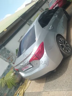 Toyota Corolla LE 4dr Sedan (1.8L 4cyl CVT) 2017 Silver