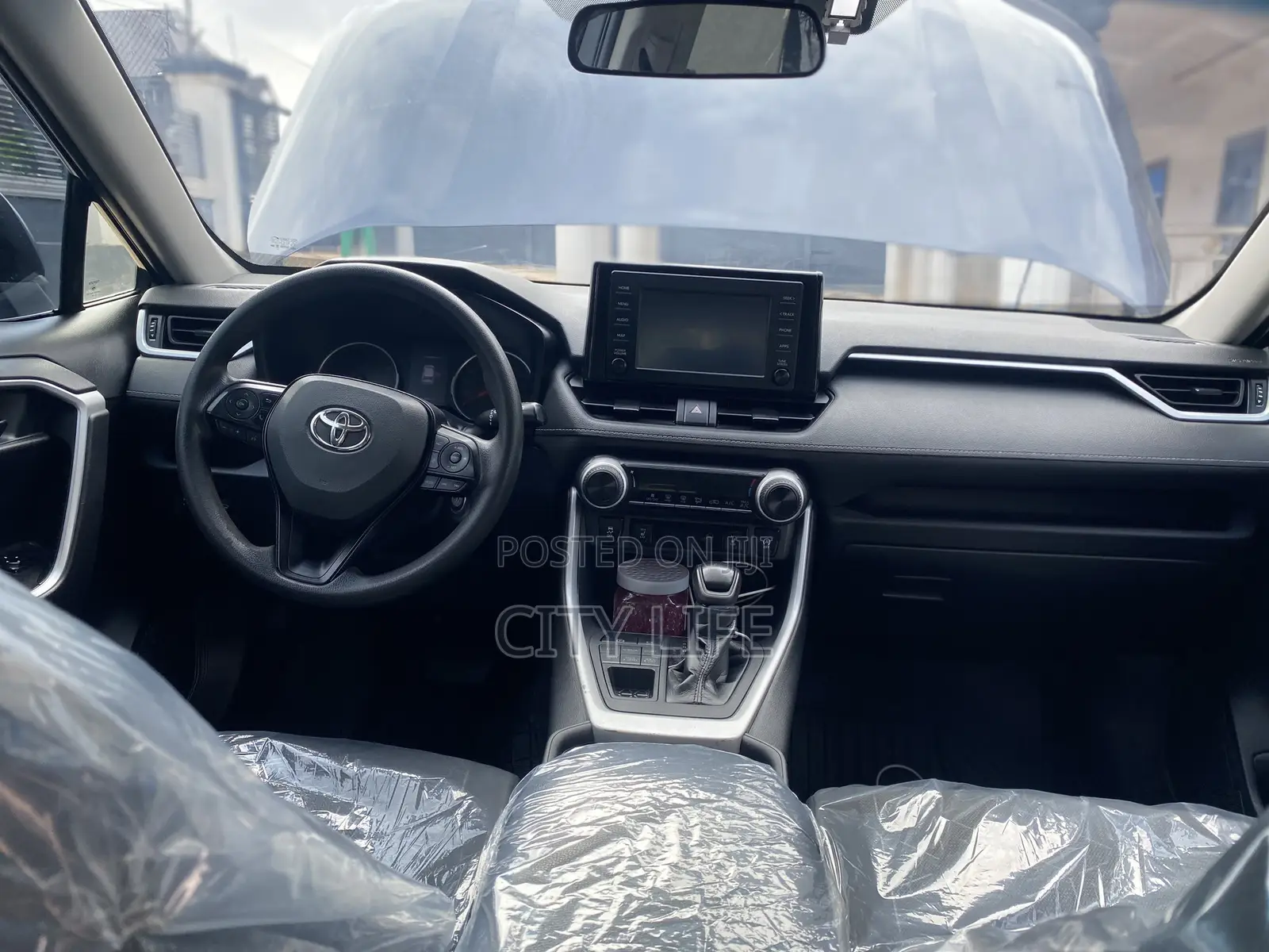 Toyota RAV4 LE 2022 Gray