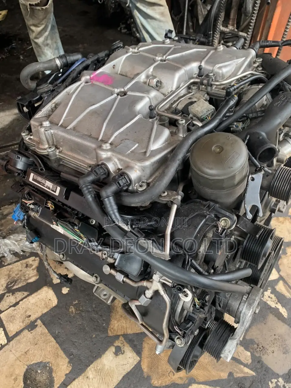 Range Rover Velar V6 Supercharged Engine