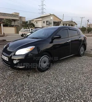 Toyota Matrix Hatchback FWD (1.8L 4cyl 5M) 2010 Black