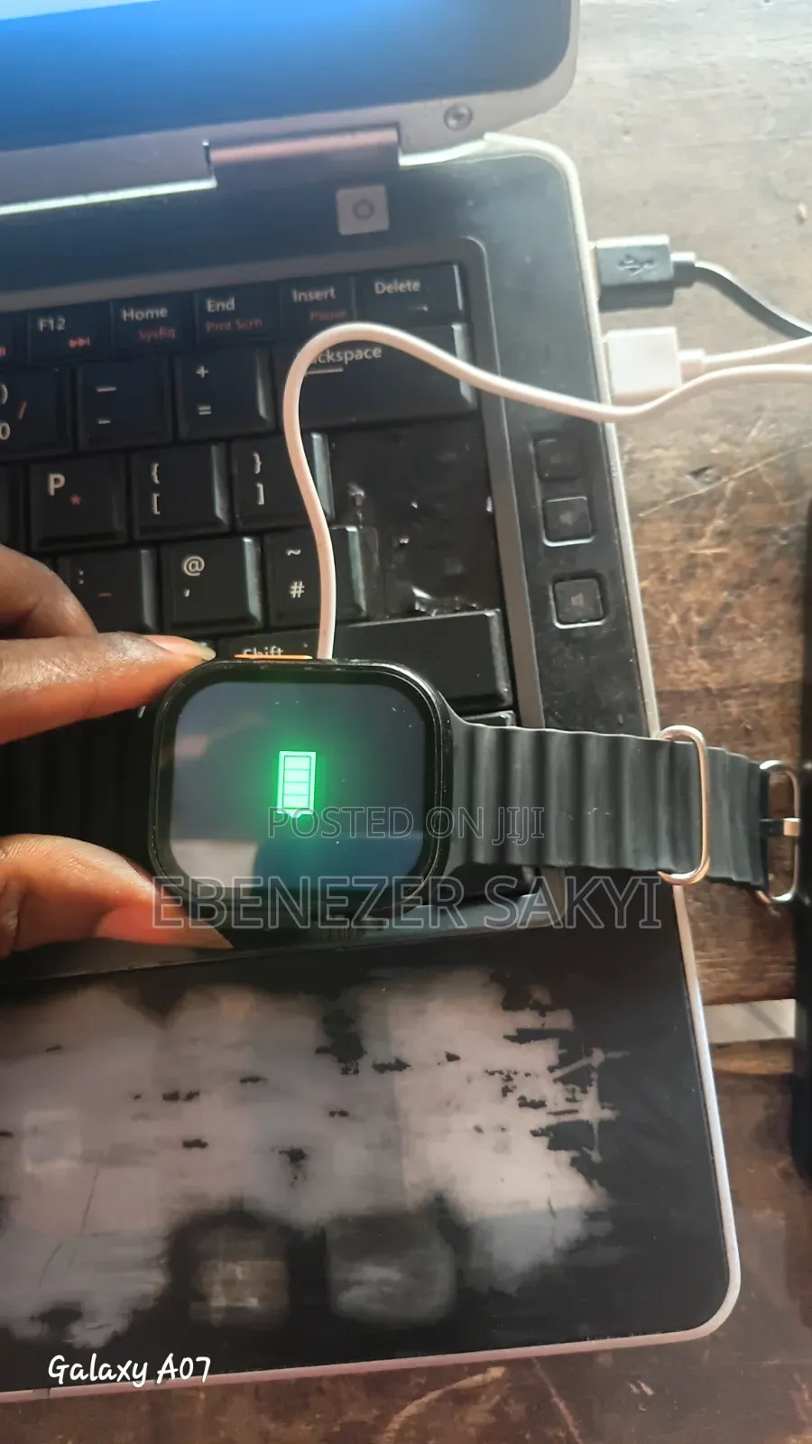 Phone Watch With Wireless Charger