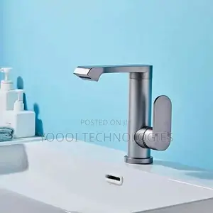 Modern Space Aluminum Cold and Hot Rotatable Adjustable Tap/Faucet